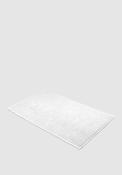 WHITE BATHROOM MAT